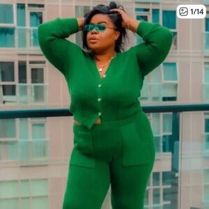 Rebdolls Green sweater cardigan size 1X